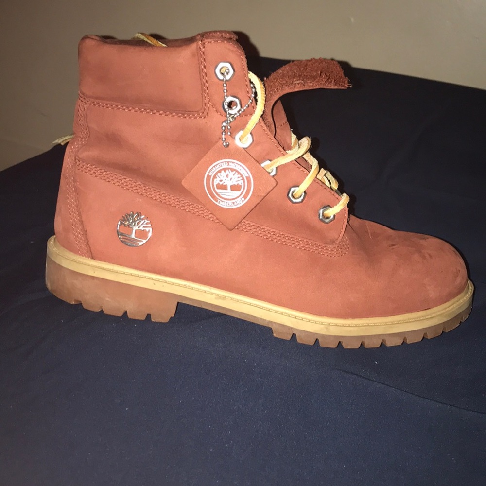 Timberland boots maroon